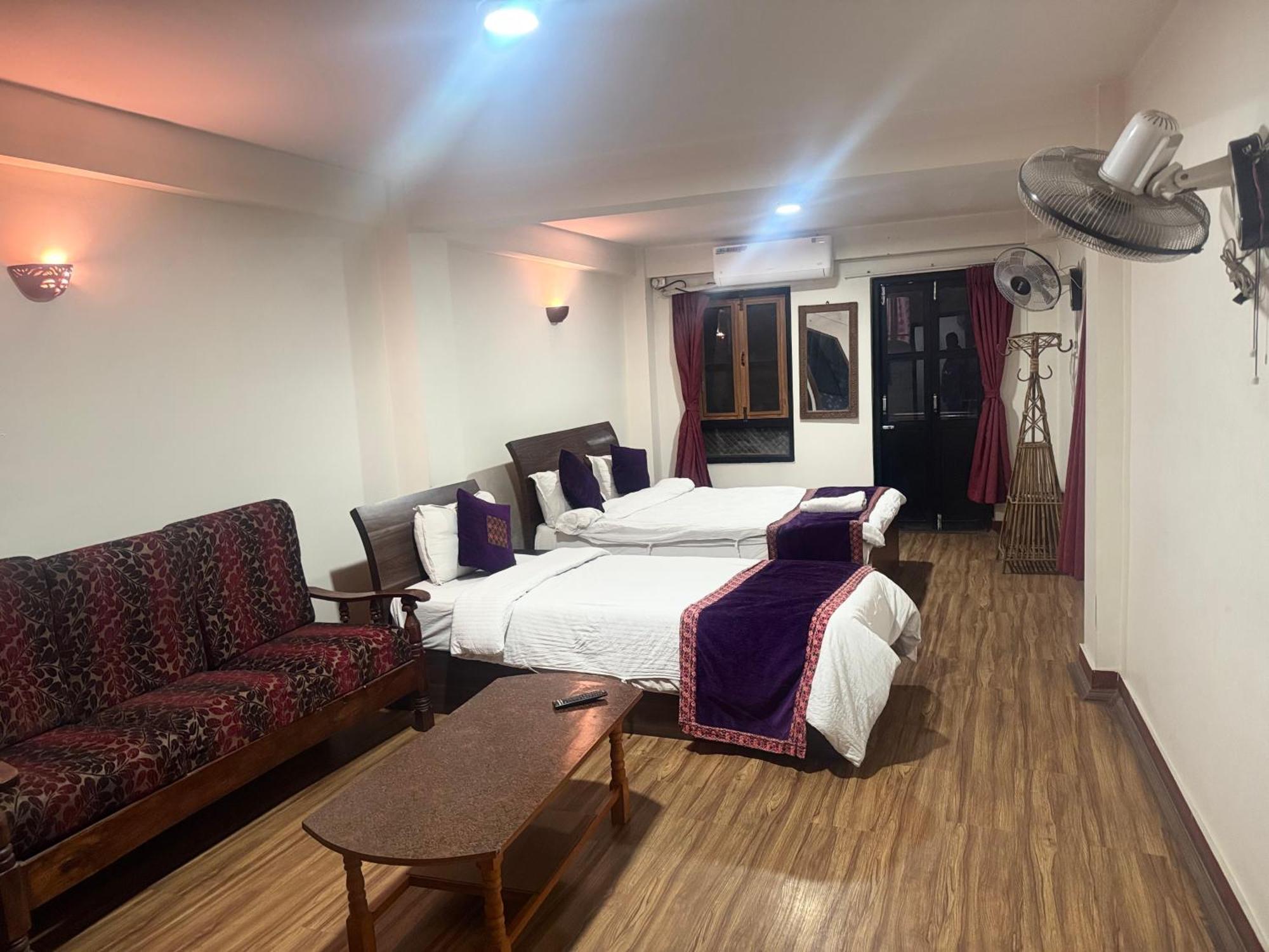 Hotel Bhaktapur Inn Екстер'єр фото