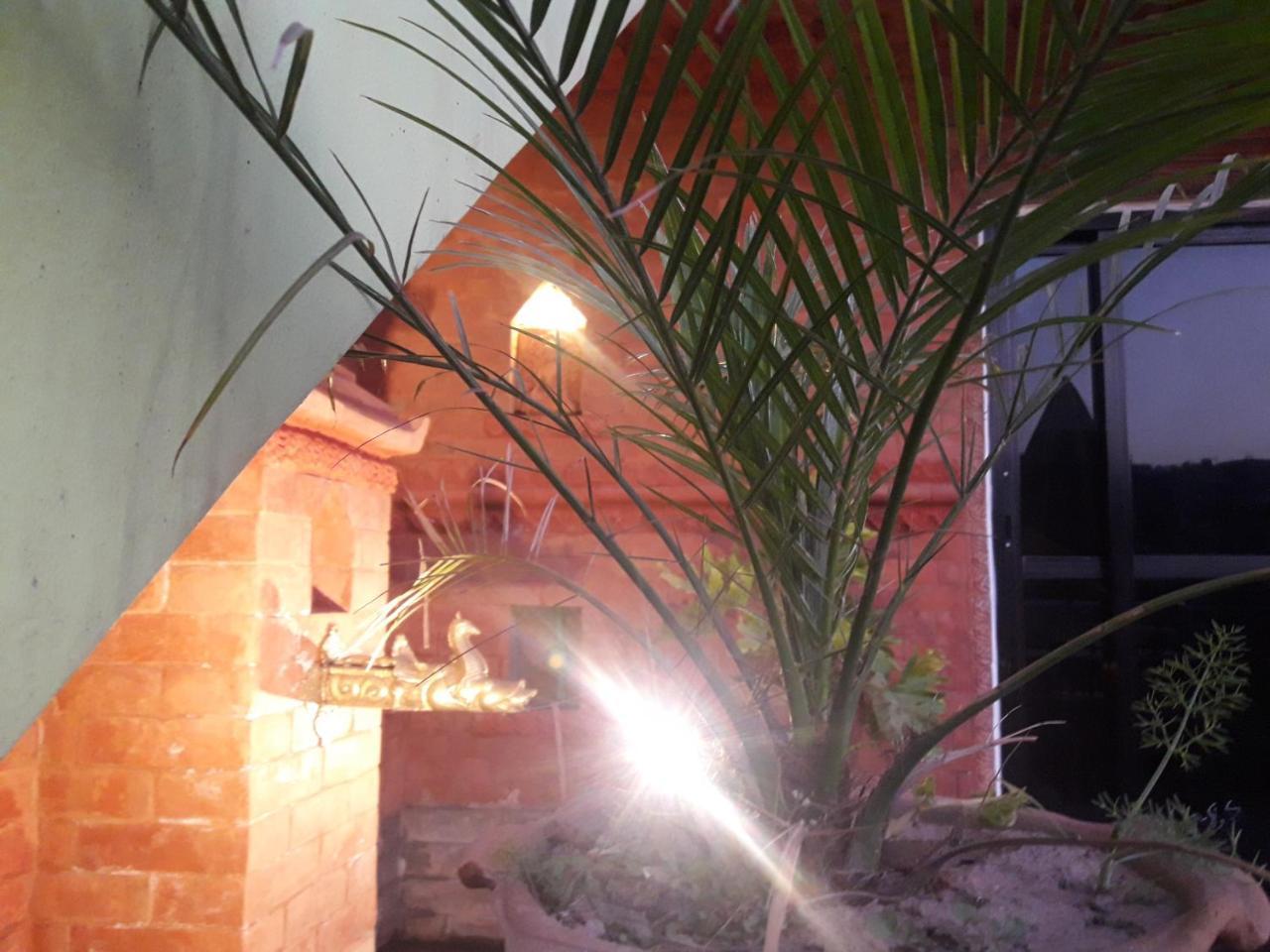 Hotel Bhaktapur Inn Екстер'єр фото